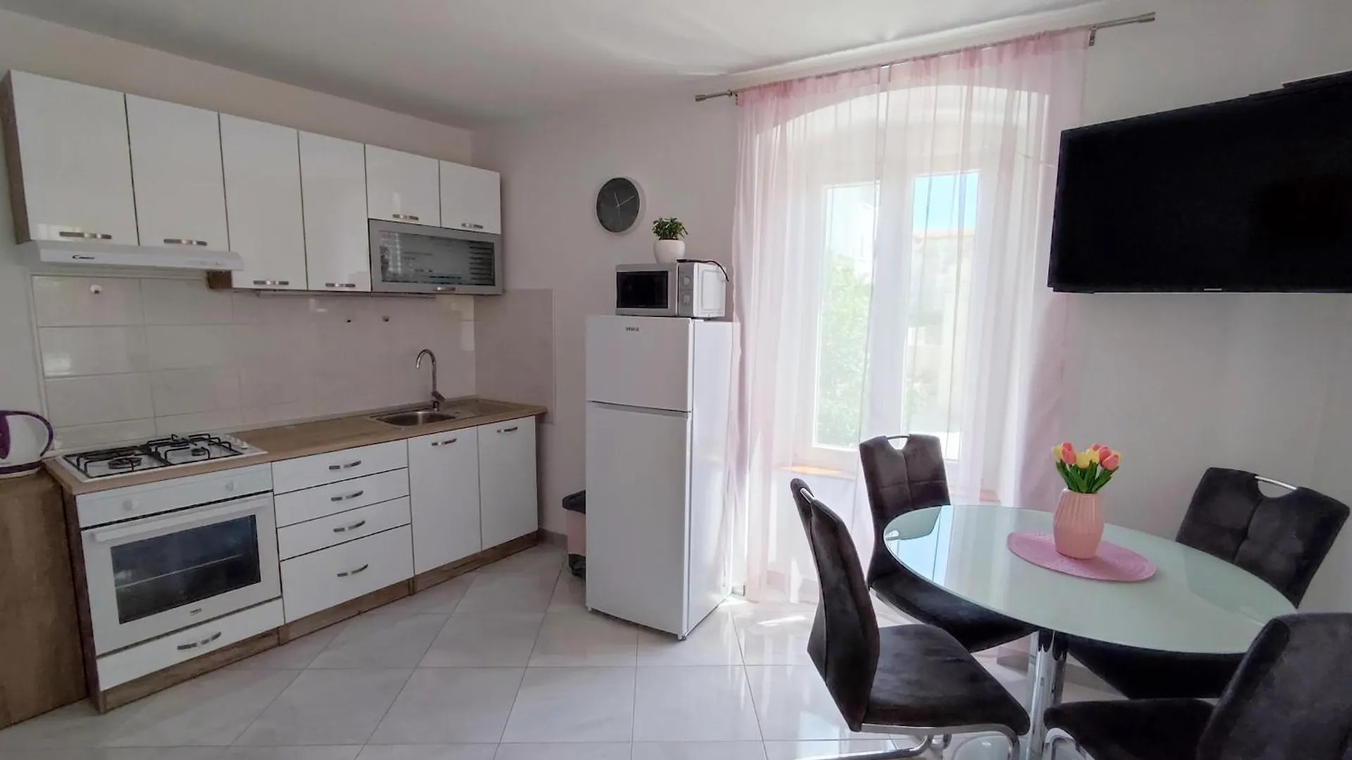 Apartments Ivana Trogir 0*,  Kroatien